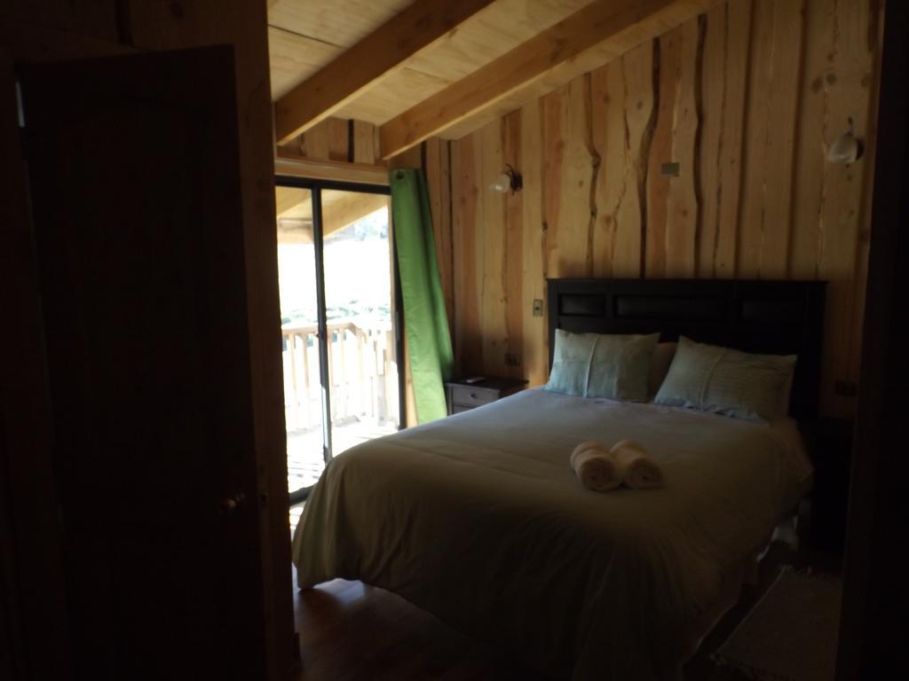 Hostal Los Alamos Neltume Εξωτερικό φωτογραφία