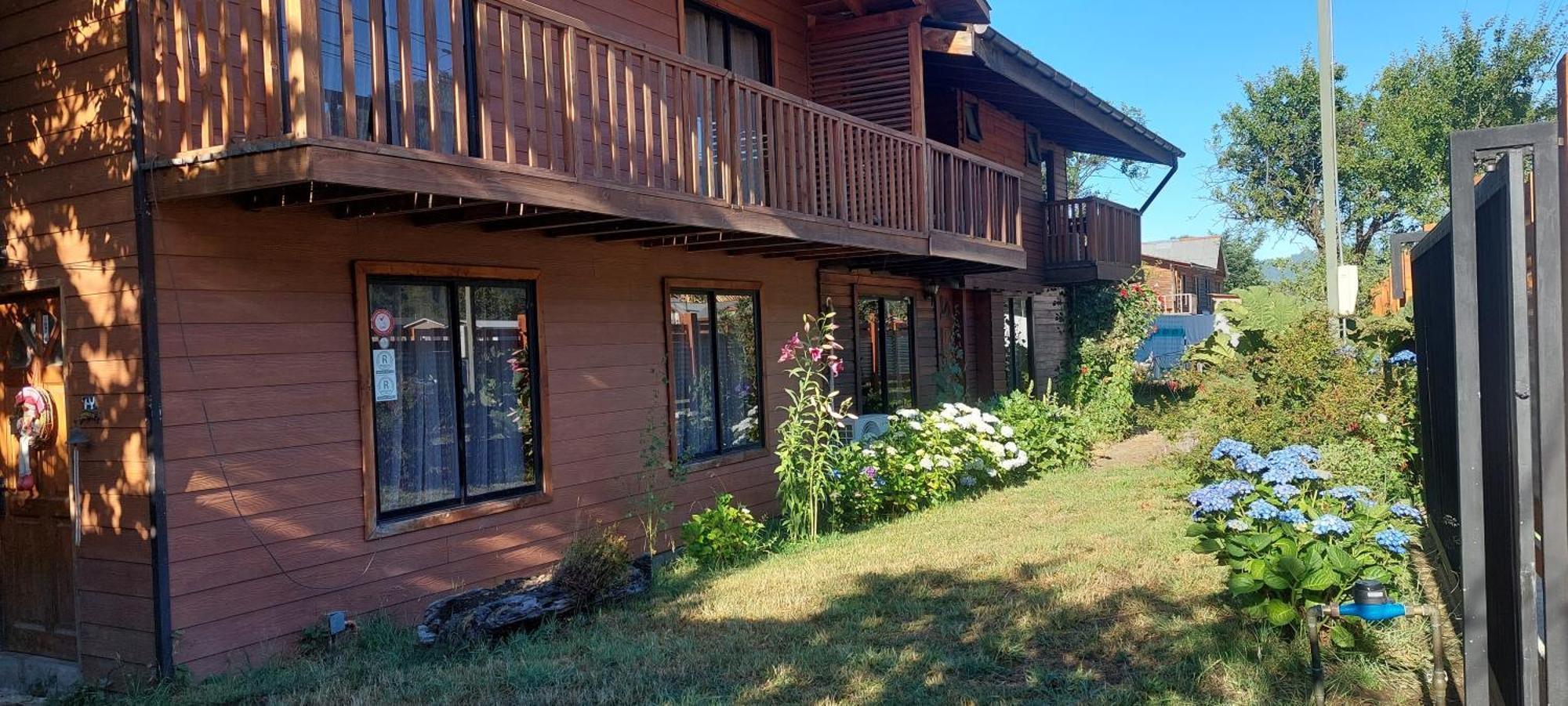 Hostal Los Alamos Neltume Εξωτερικό φωτογραφία