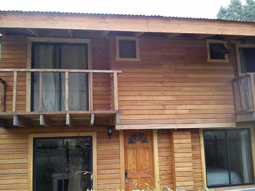 Hostal Los Alamos Neltume Εξωτερικό φωτογραφία